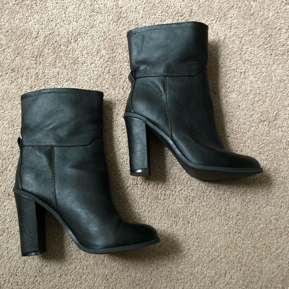*SALE* Matte Black Ankle Boots
